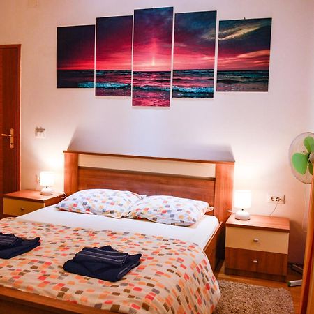Charming Marine Style Apartment Cres Bagian luar foto