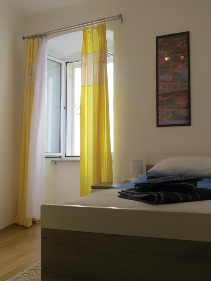 Charming Marine Style Apartment Cres Bagian luar foto